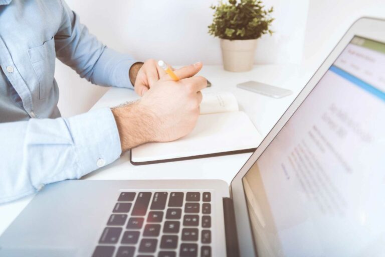Account Manager Tests: Key to Discovering Candidates Who Can Drive Your Business Forward