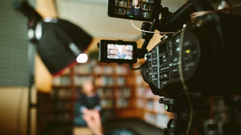 Photo Interview panel