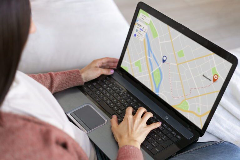 Using GPS trackers in the workplace
