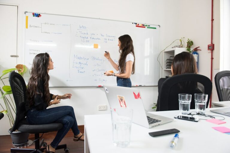 Tips for Enhancing Workplace Creativity