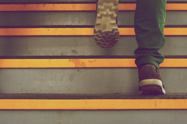 Photo Climbing stairs