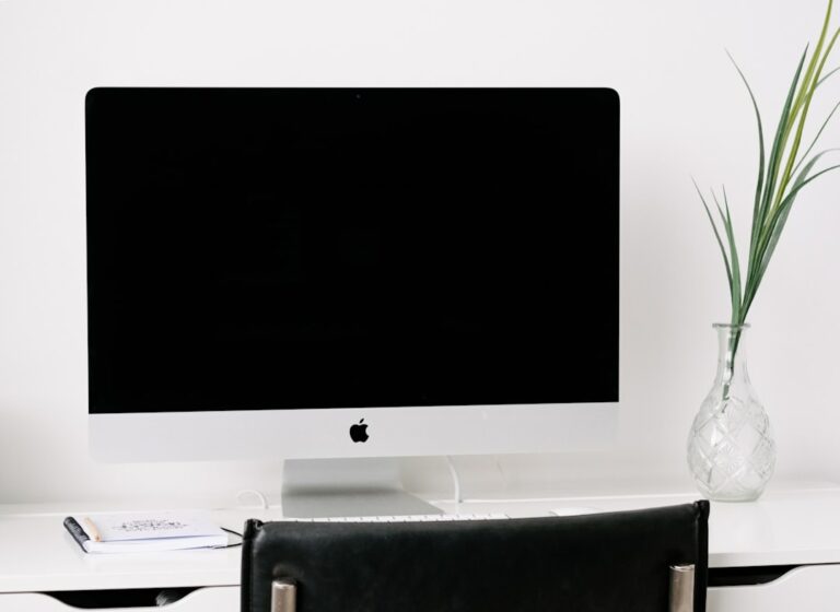 How to Build a Successful Freelance Career